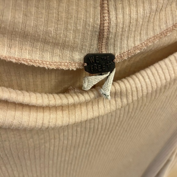 We The Free Londontown Thermal Moonstone Beige Off-the-Shoulder Sweater - Picture 5 of 7